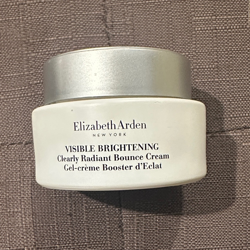 Elizabeth Arden Visible Brightening Bounce Cream - White and Silver